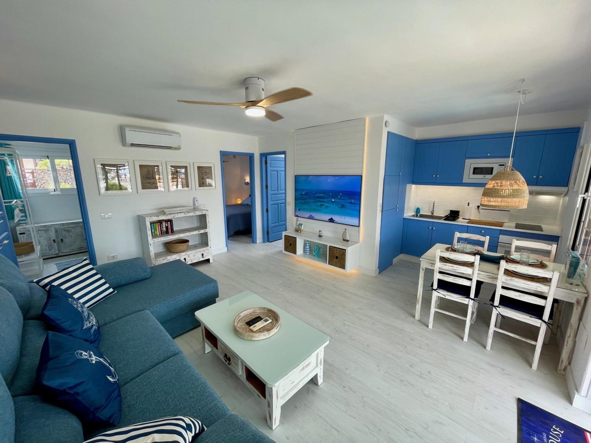 La Casa Del Mar The Sea House Aparthotel Плая Бланка Екстериор снимка